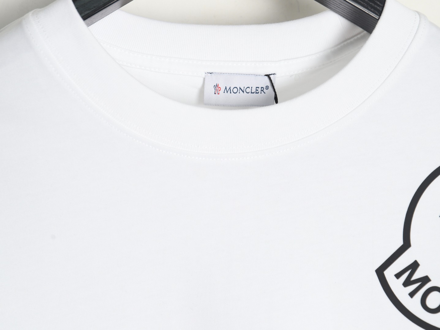 Moncler chest embossed logo print short sleeves