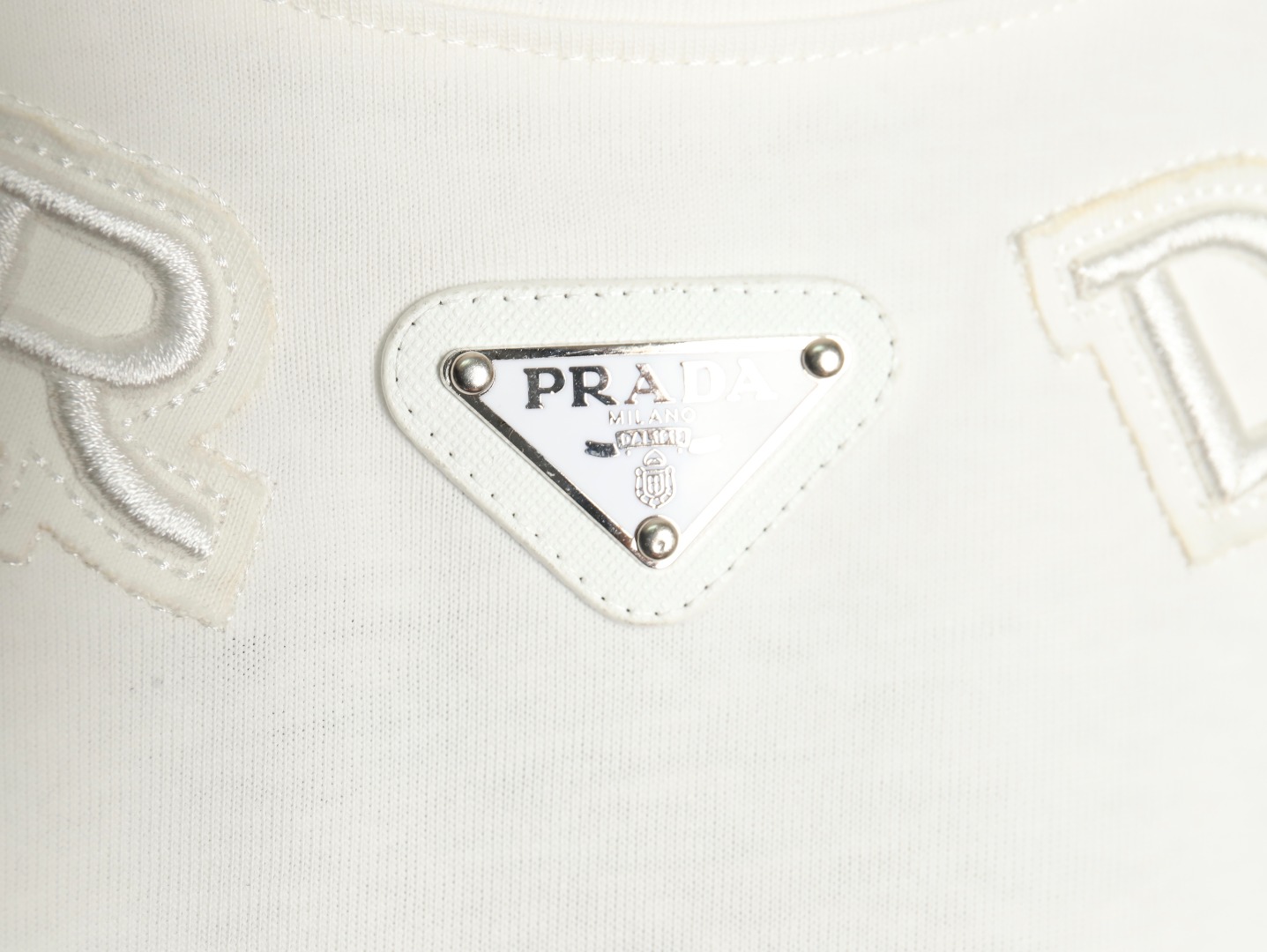 Prada neckline letter embroidery triangle logo short sleeves