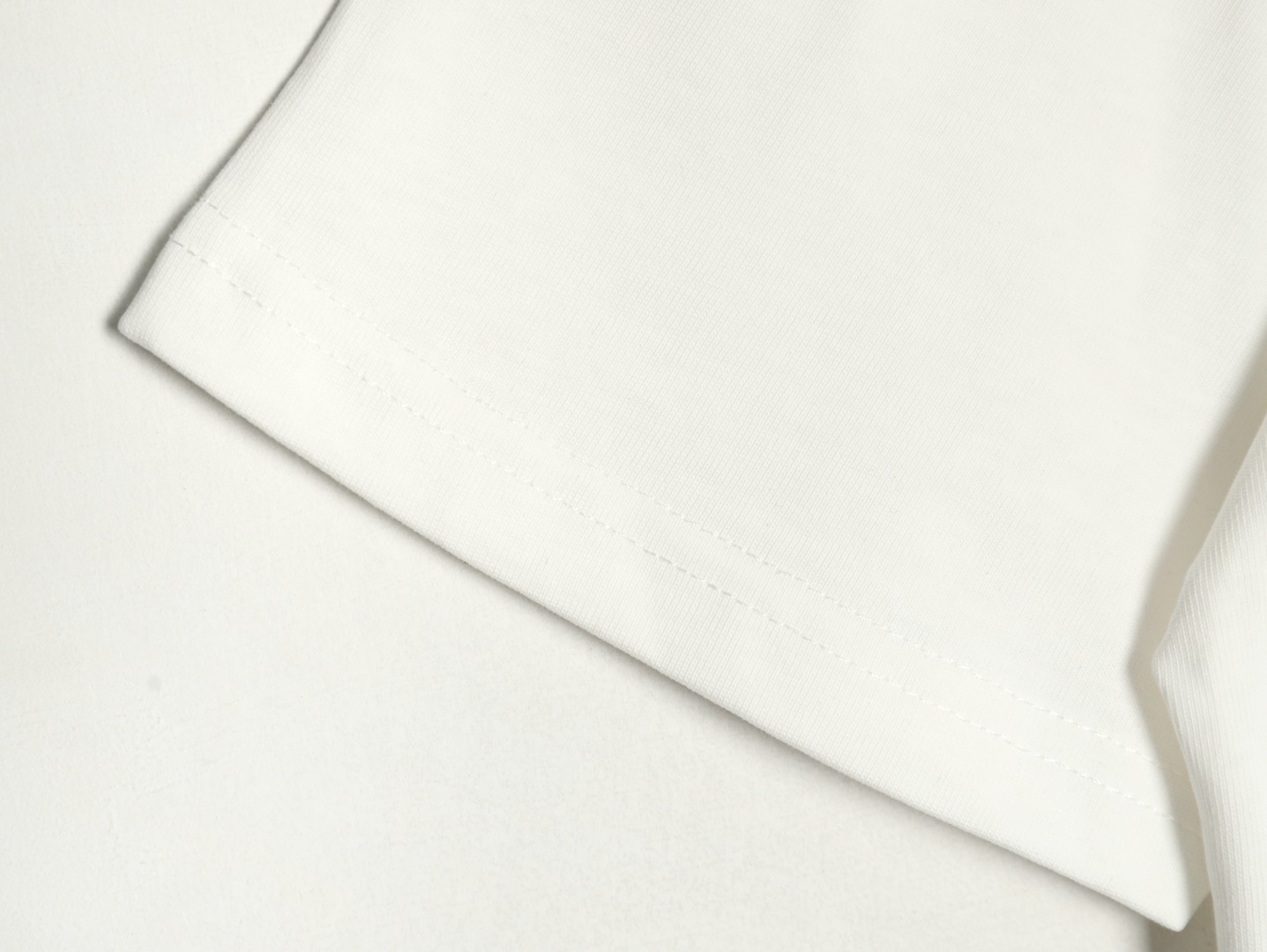 Prada neckline letter embroidery triangle logo short sleeves