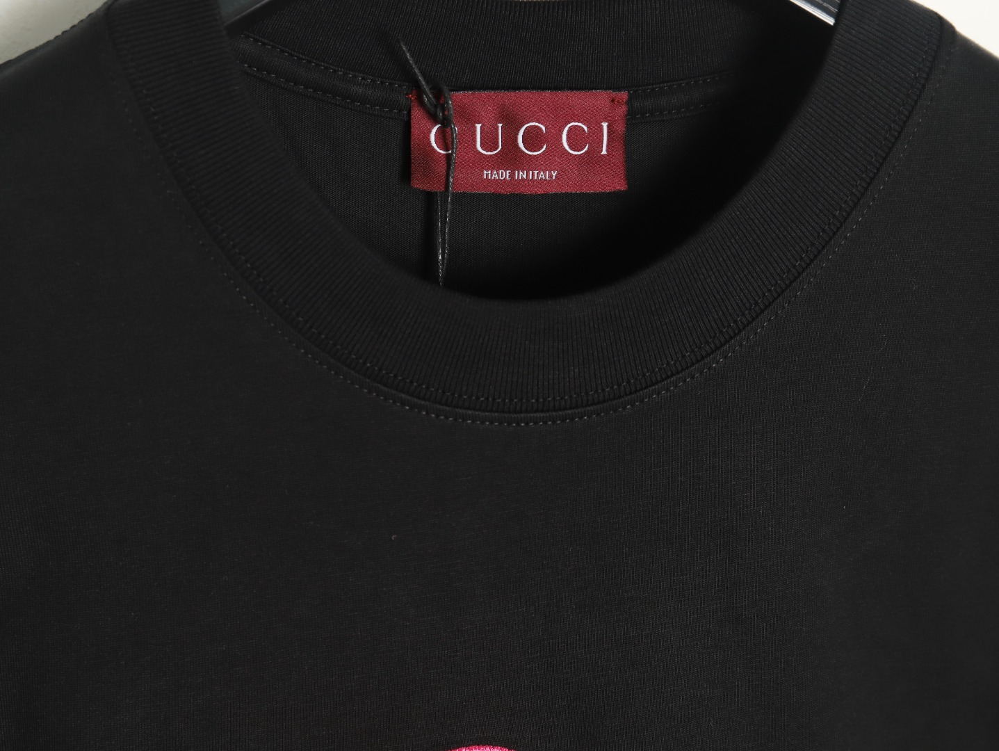 Gucci cursive logo embroidered short sleeves TSK1
