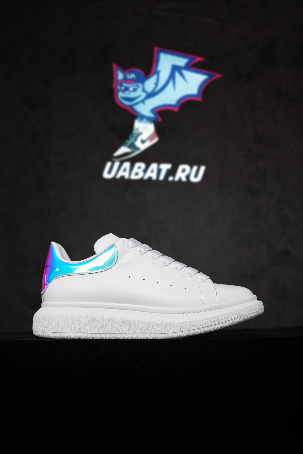 Alexander McQueen Oversized Sneaker 'White Iridescent'
