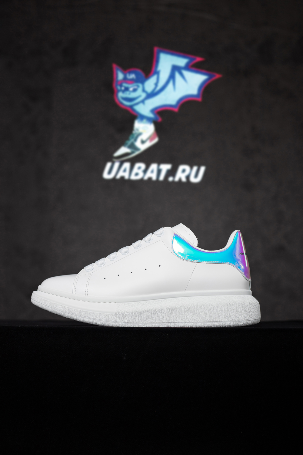 Alexander McQueen Oversized Sneaker 'White Iridescent'