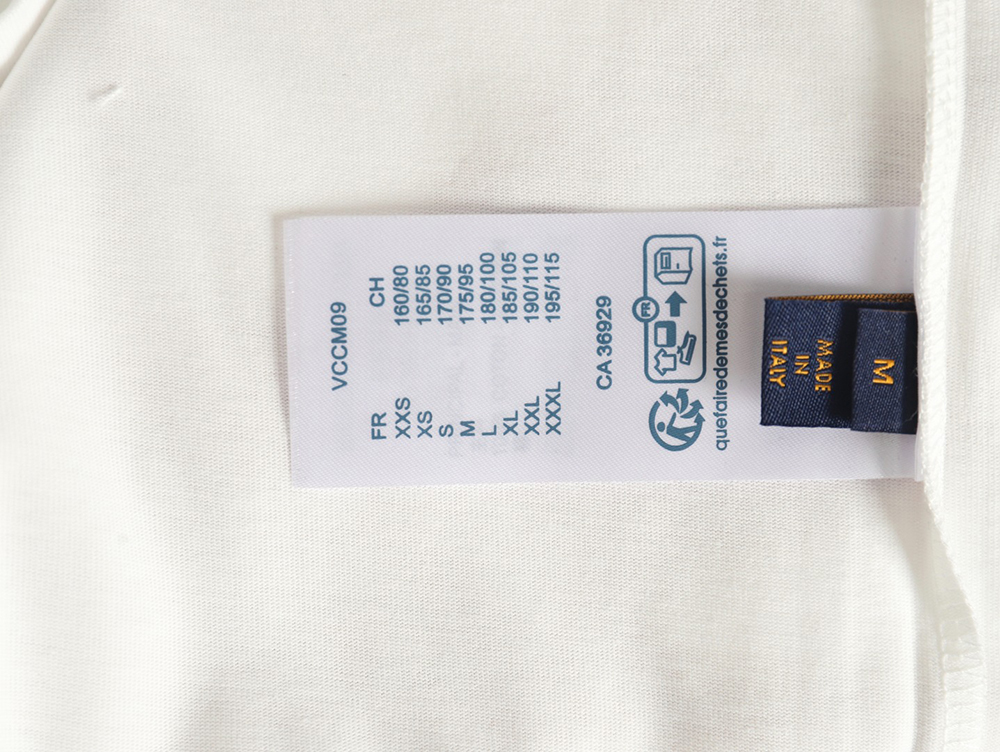 Louis Vuitton double sleeve badge slogan embroidered short sleeves