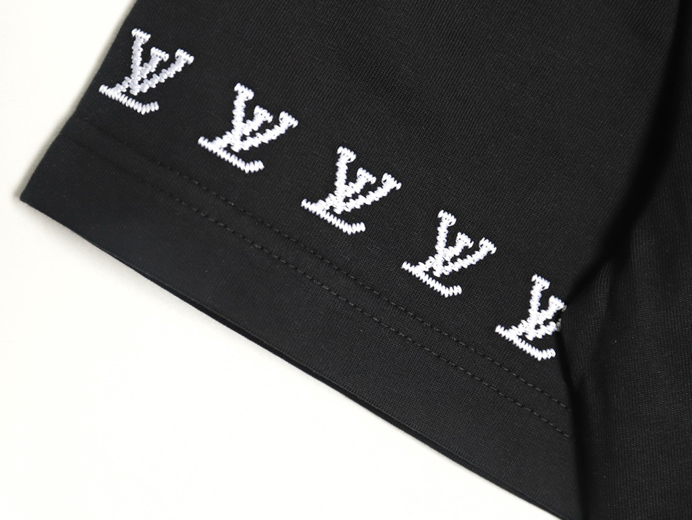 Louis Vuitton double sleeve badge slogan embroidered short sleeves TSK1