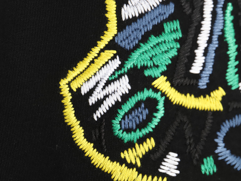 Moncler embroidered logo short sleeve TSK1
