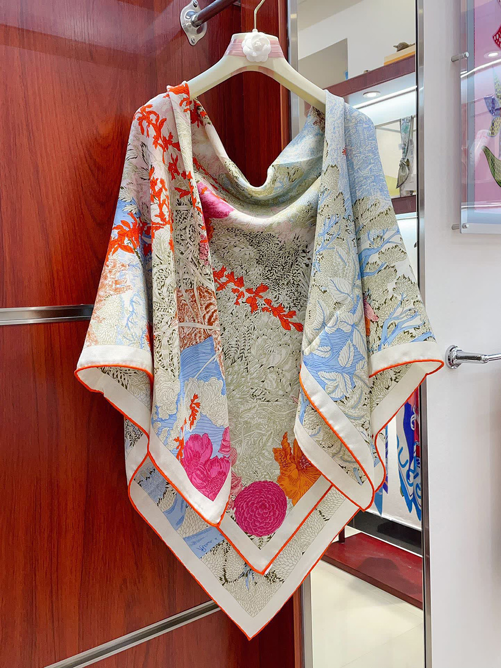 Hermes Retour a la Nature shawl 140*140cm