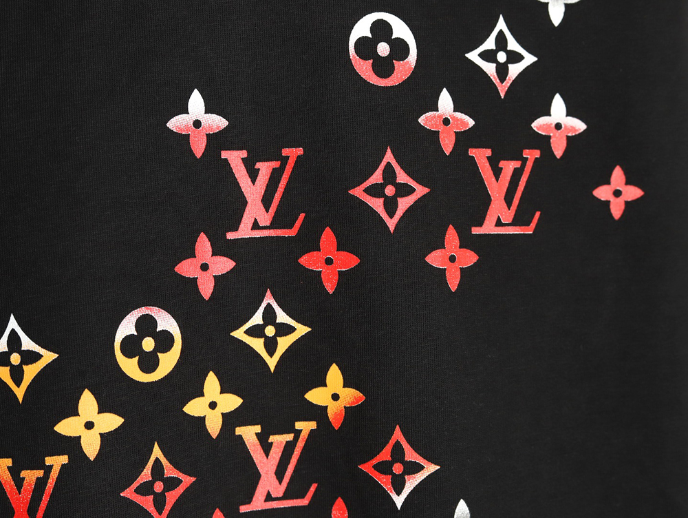 Louis Vuitton Gradient Digital Print Short Sleeve T-shirt TSK1
