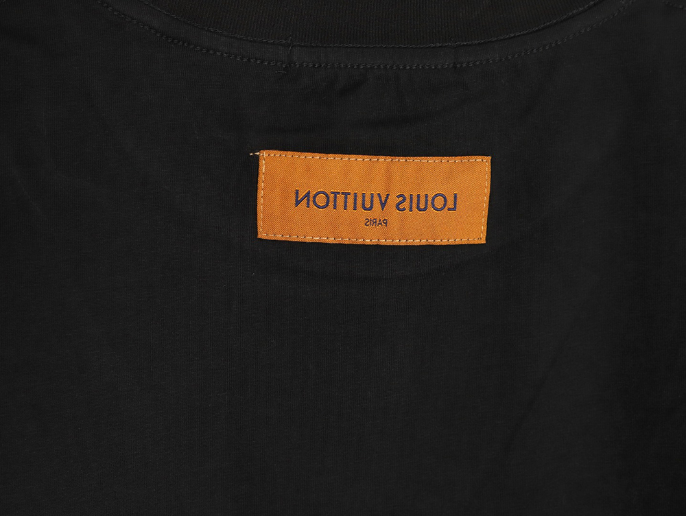 Louis Vuitton Gradient Digital Print Short Sleeve T-shirt TSK1