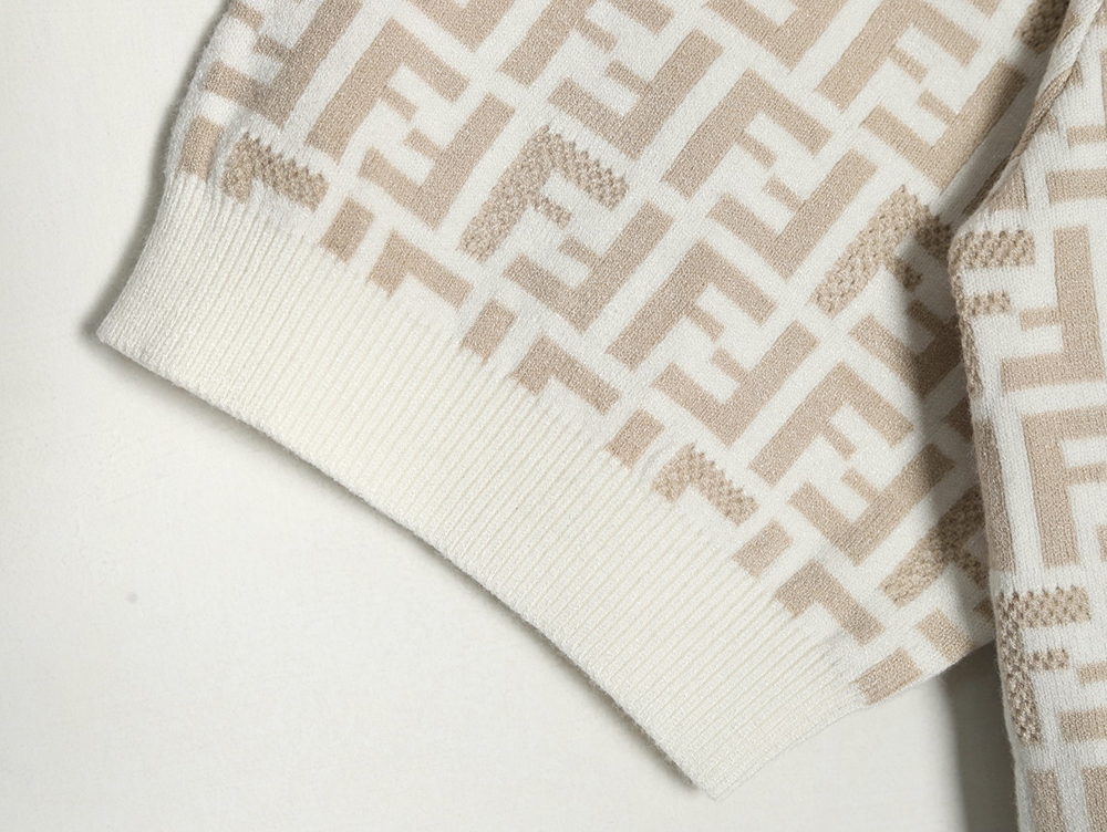 Fendi all over FF jacquard knitted short sleeve T-shirt