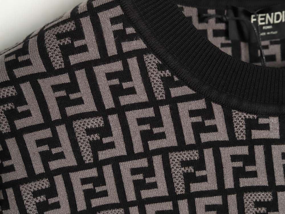 Fendi all over FF jacquard knitted short sleeve T-shirt TSK1