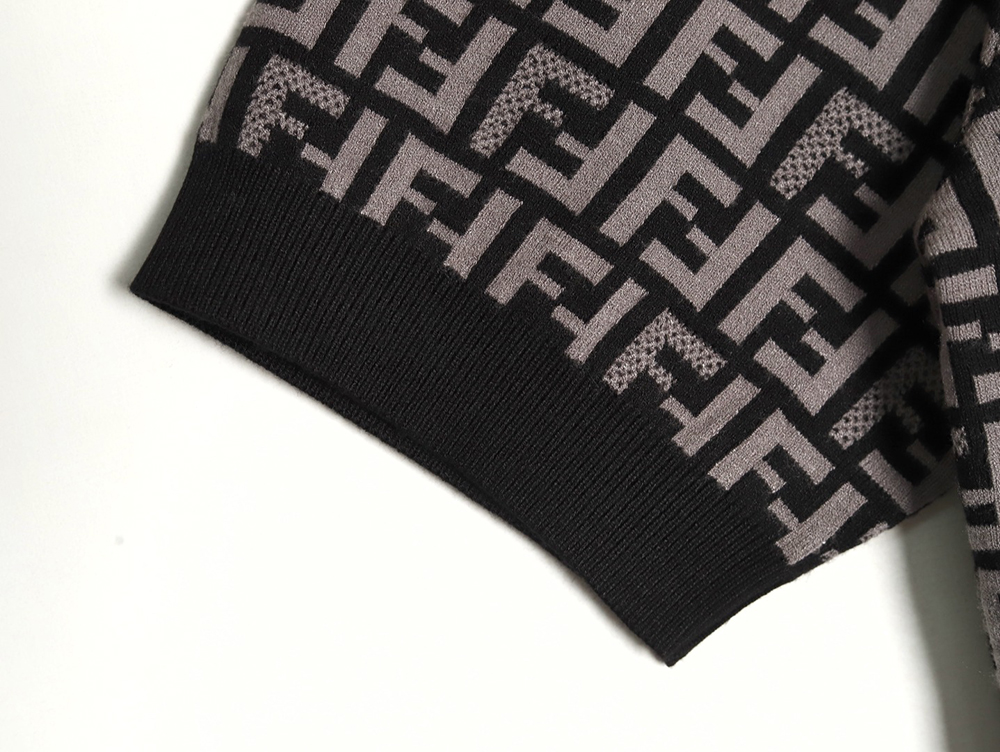 Fendi all over FF jacquard knitted short sleeve T-shirt TSK1