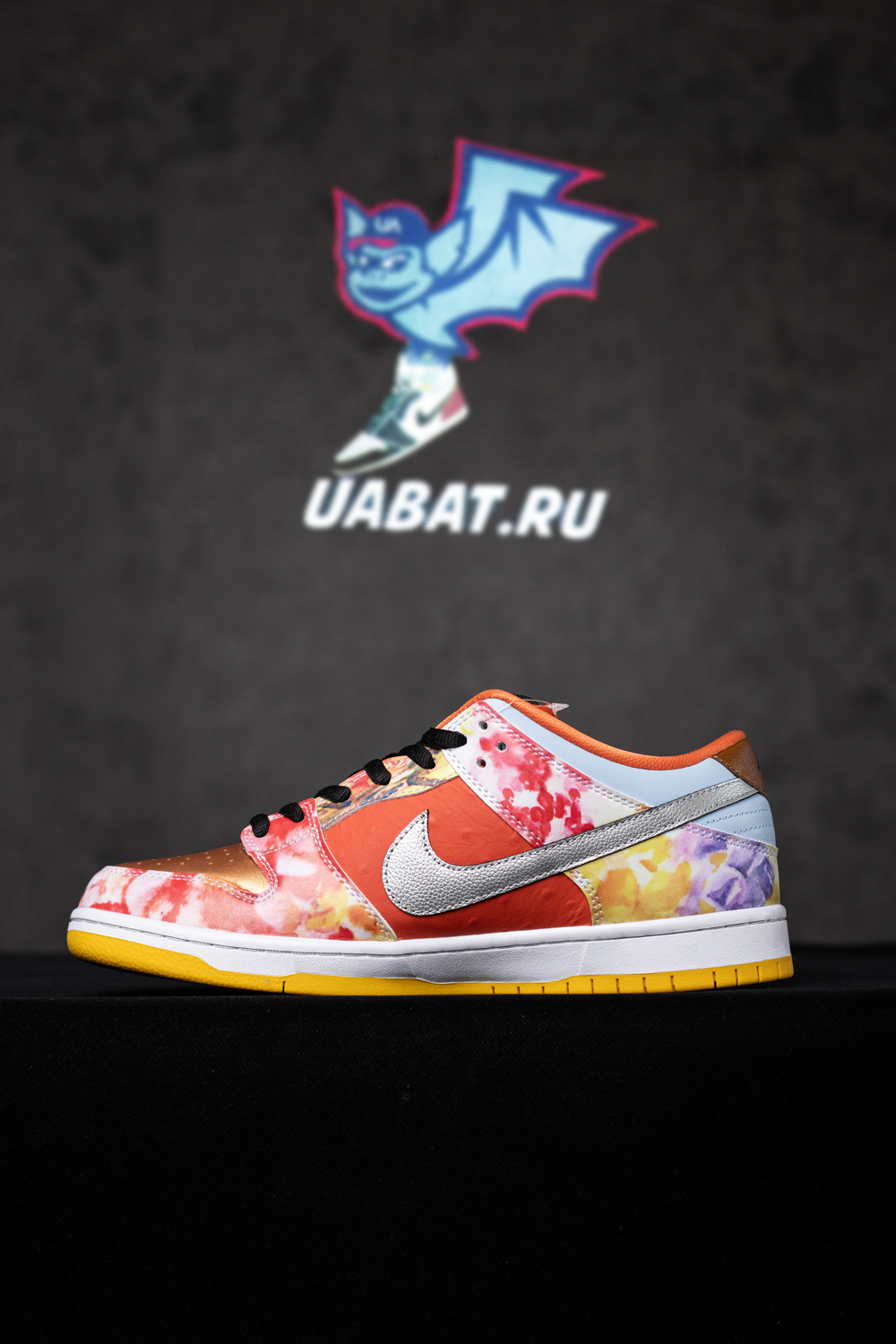 JASON DENG X DUNK LOW PRO SB 'STREET HAWKER'