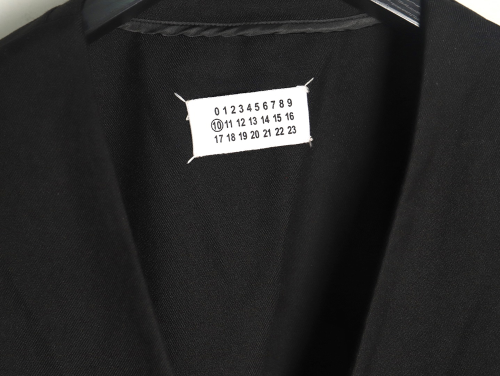 Maison Margiela collarless silhouette suit jacket