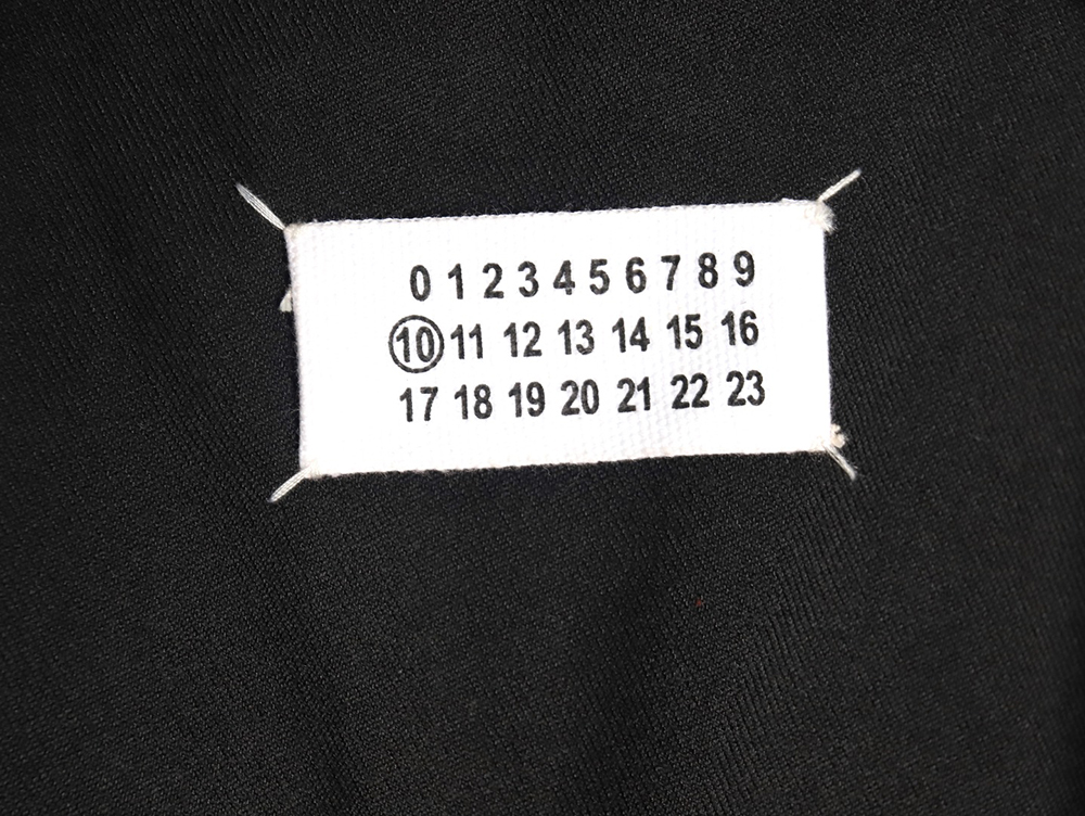 Maison Margiela collarless silhouette suit jacket