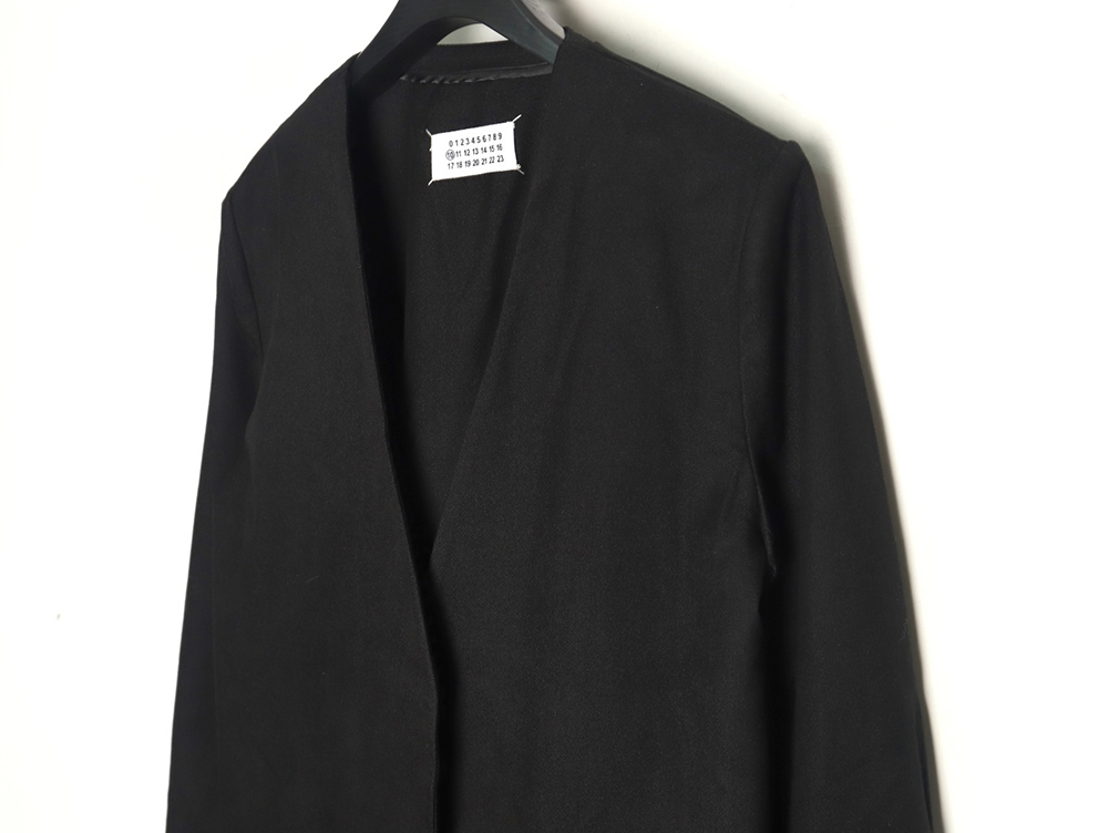 Maison Margiela collarless silhouette suit jacket