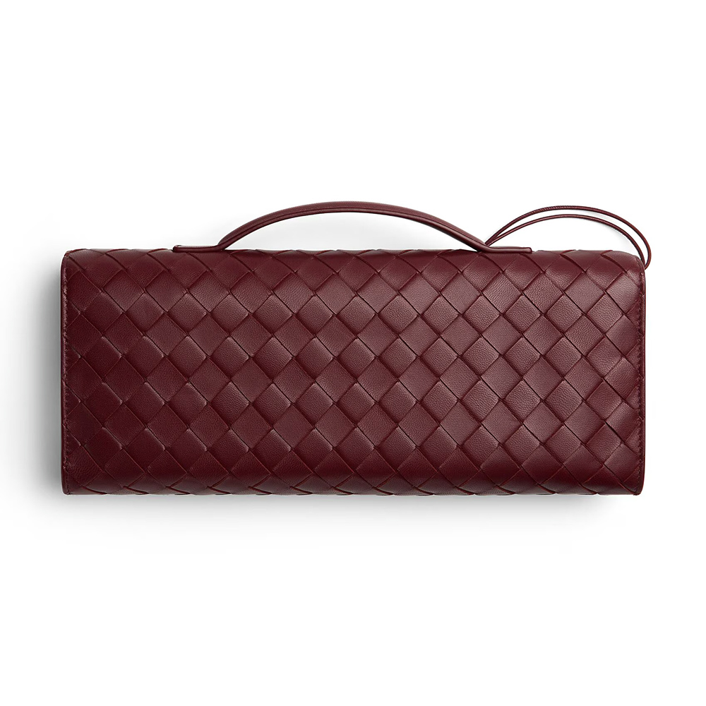 Bottega Veneta Andiamo Clutch Bags P32250 13*31*3cm