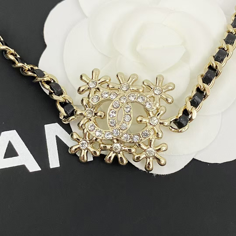 Chanel Hollow Flower Rhinestone Double C Necklace ABB326