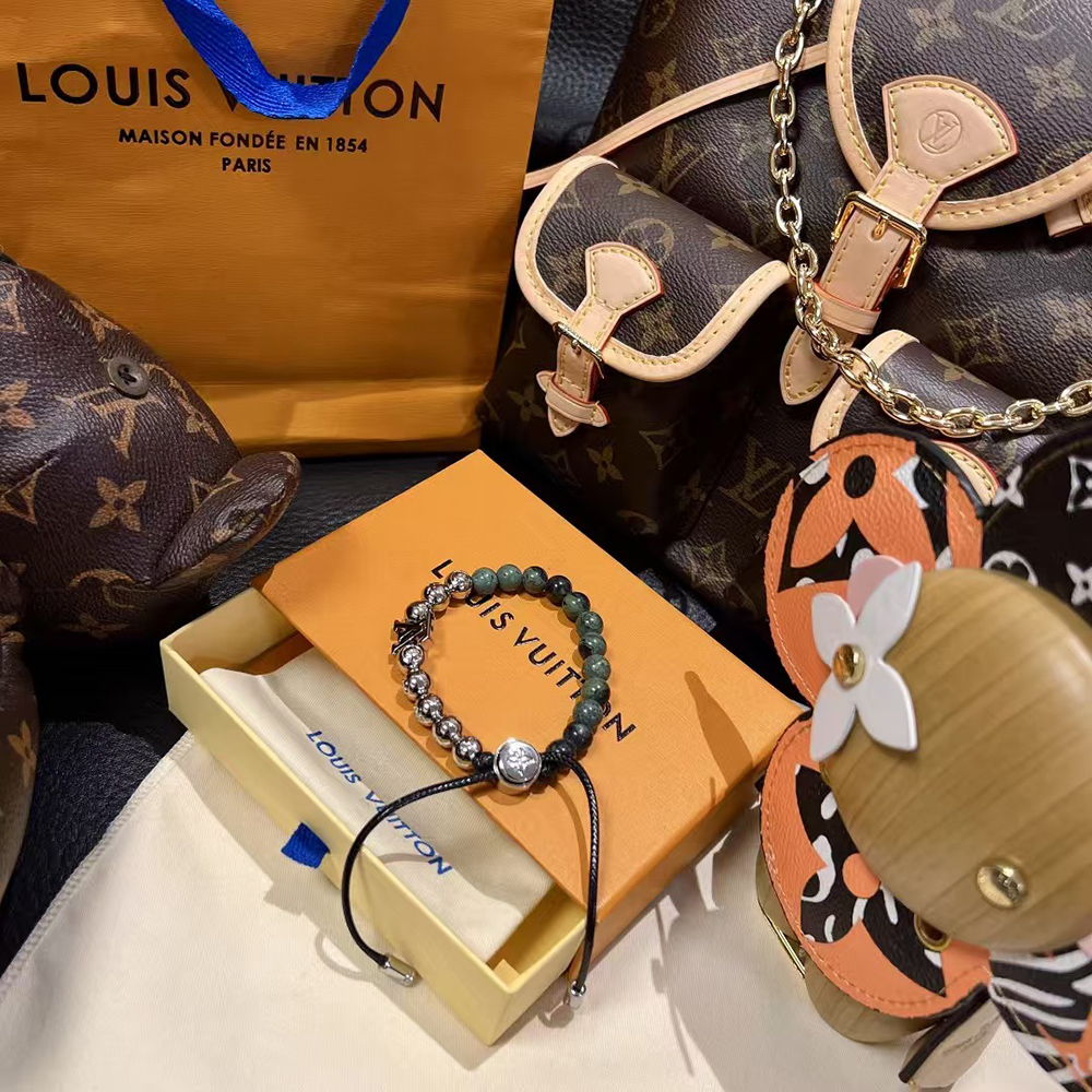 Louis Vuitton Monogram Beads Bracelet M00512