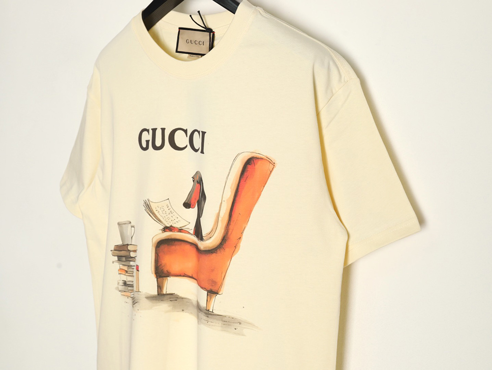 Gucci Reading Puppy High Weight Print Short Sleeve T-shirt