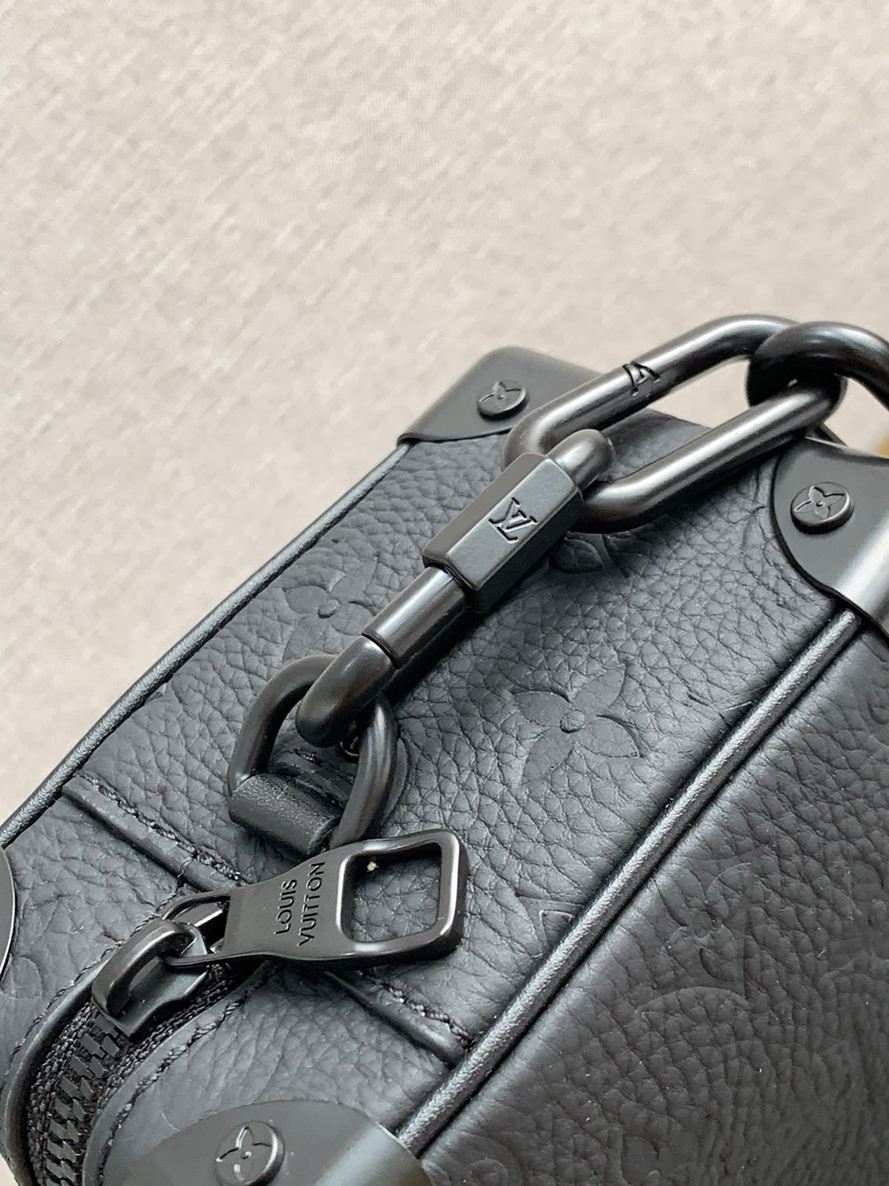 Louis Vuitton Mini Soft Trunk M55702 18.5*13*8cm