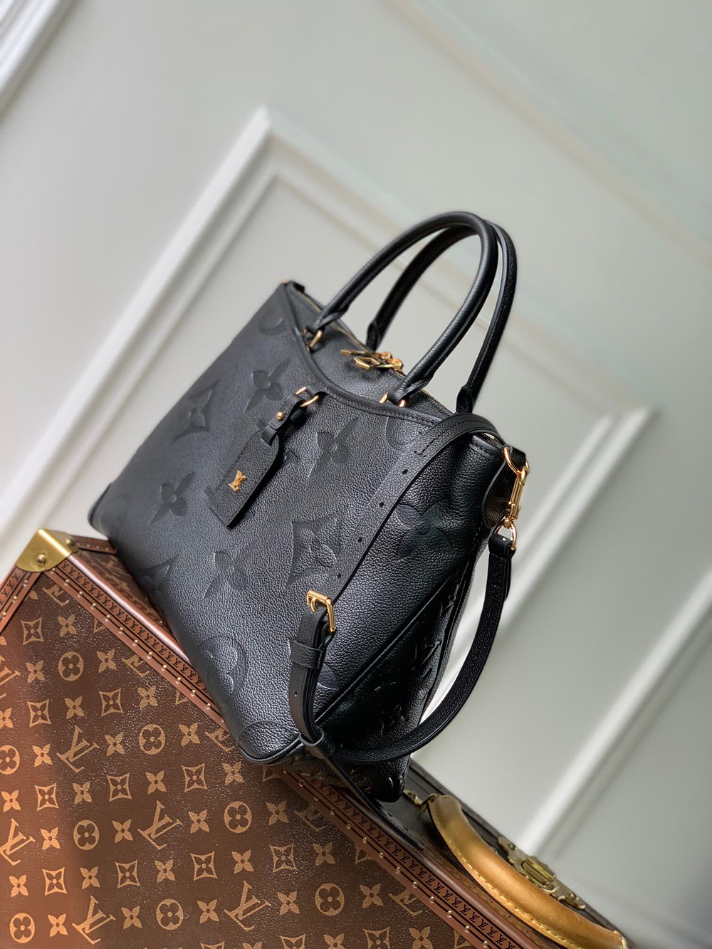 Louis Vuitton Bags M46487 36*22*9cm