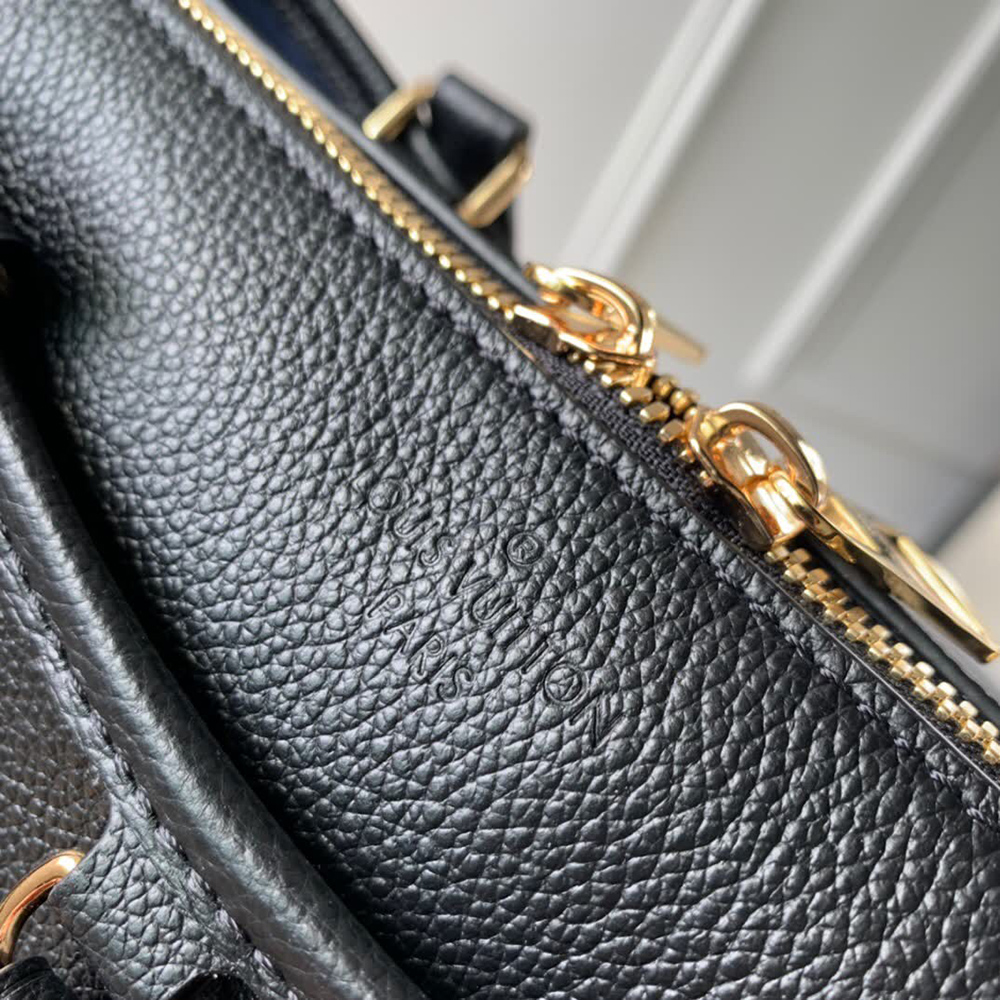 Louis Vuitton Bags M46487 36*22*9cm
