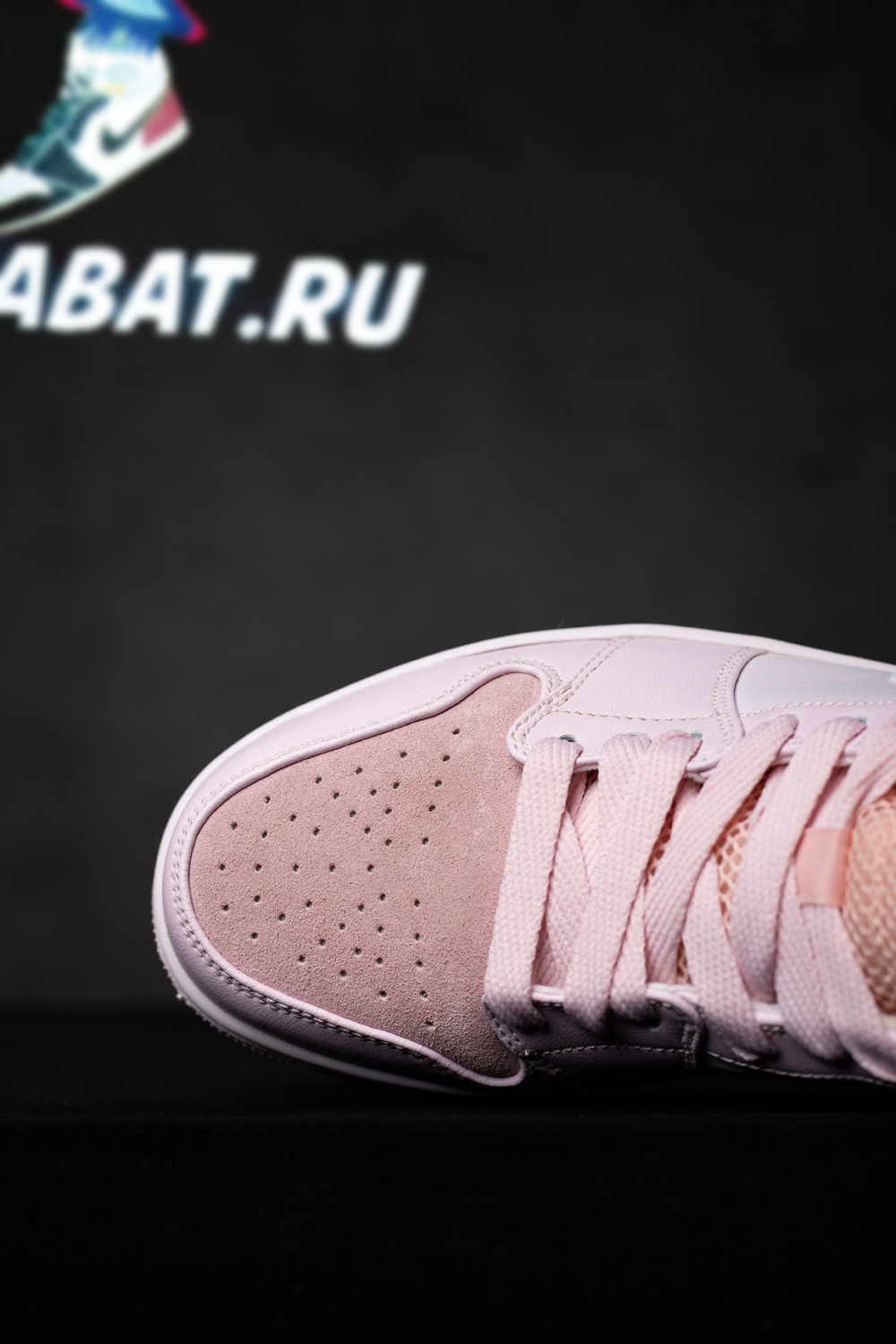 AIR JORDAN 1 MID 'DIGITAL PINK'