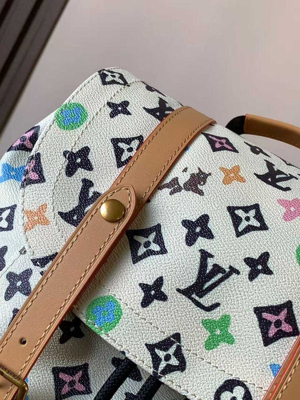 Louis Vuitton Christopher MM Vanilla Bags M25240 44*38*12.5cm